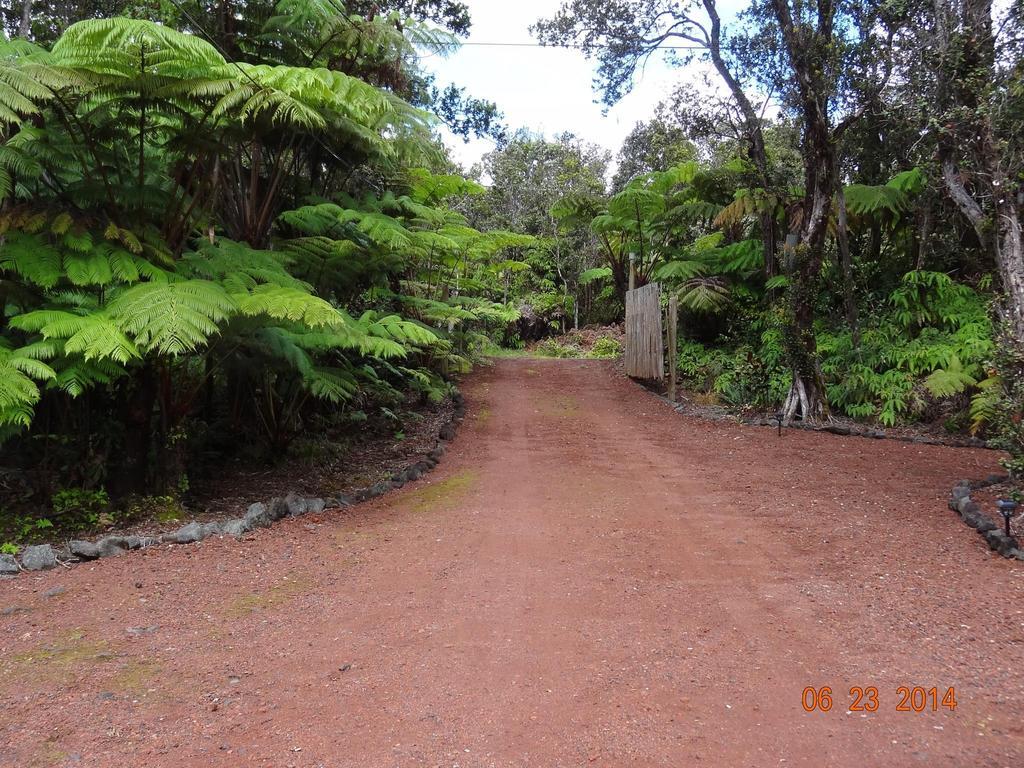 Alii Kane Cottages With Loft Volcano Exterior photo